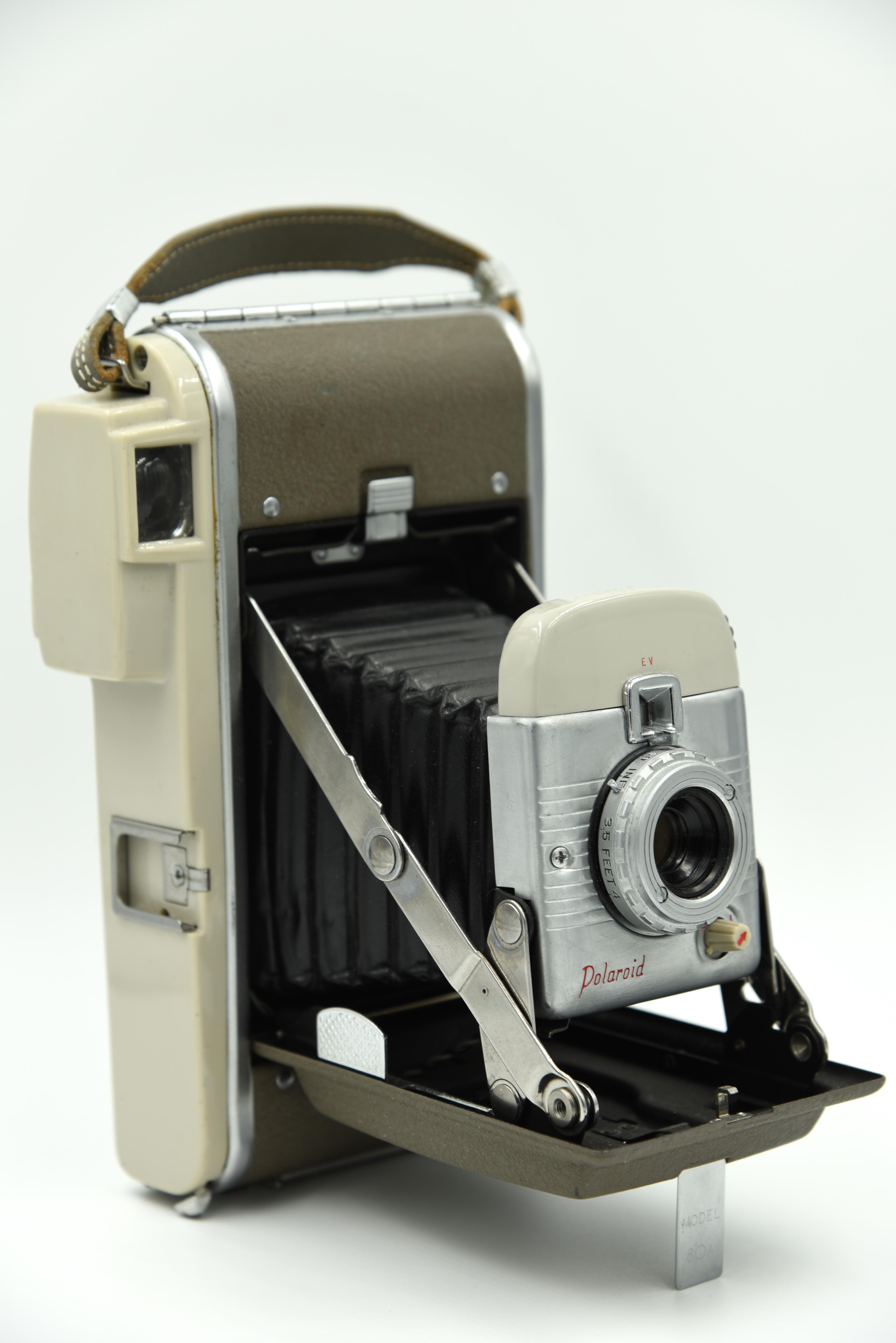 A fold out bellows camera